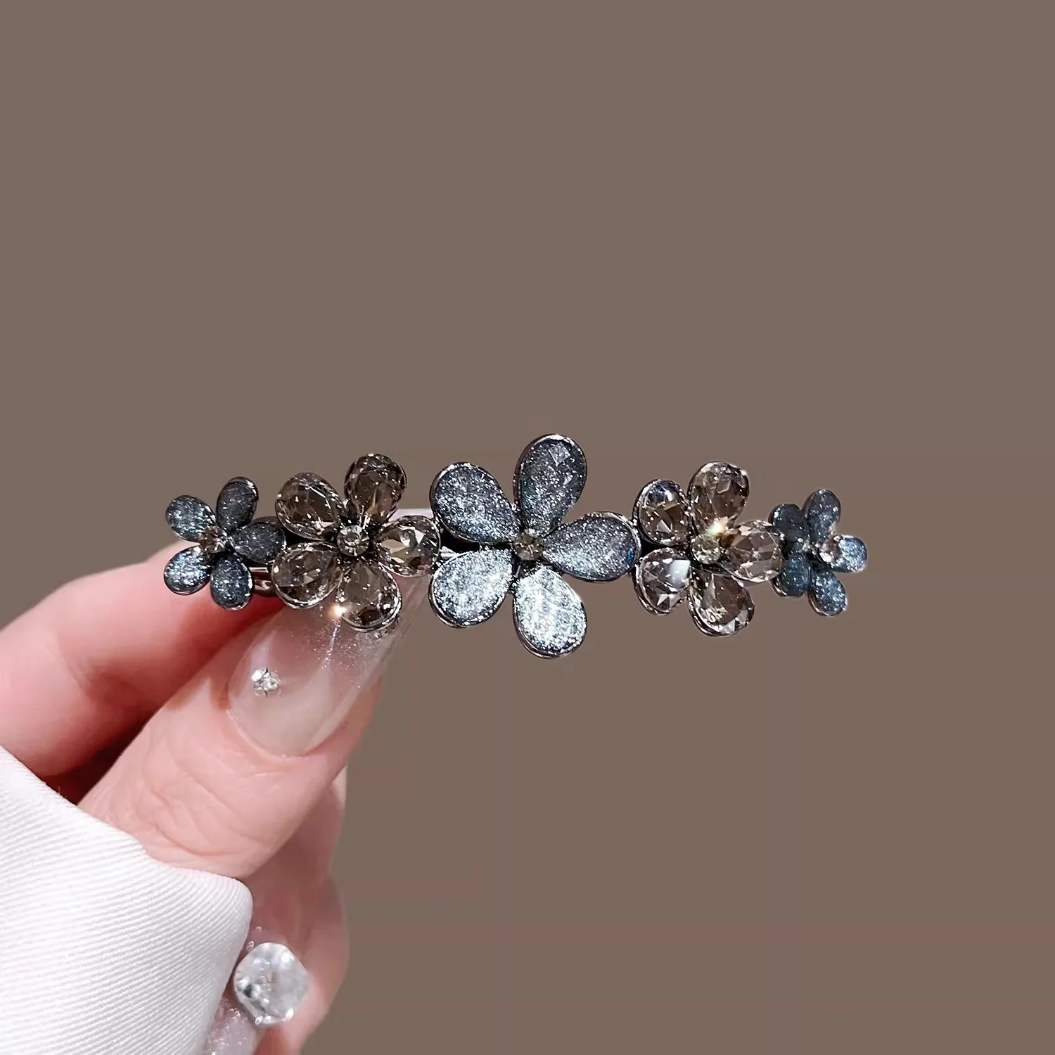 Elegant Crystal Flower Hairpin - Tie Bar Clip recension och pris
